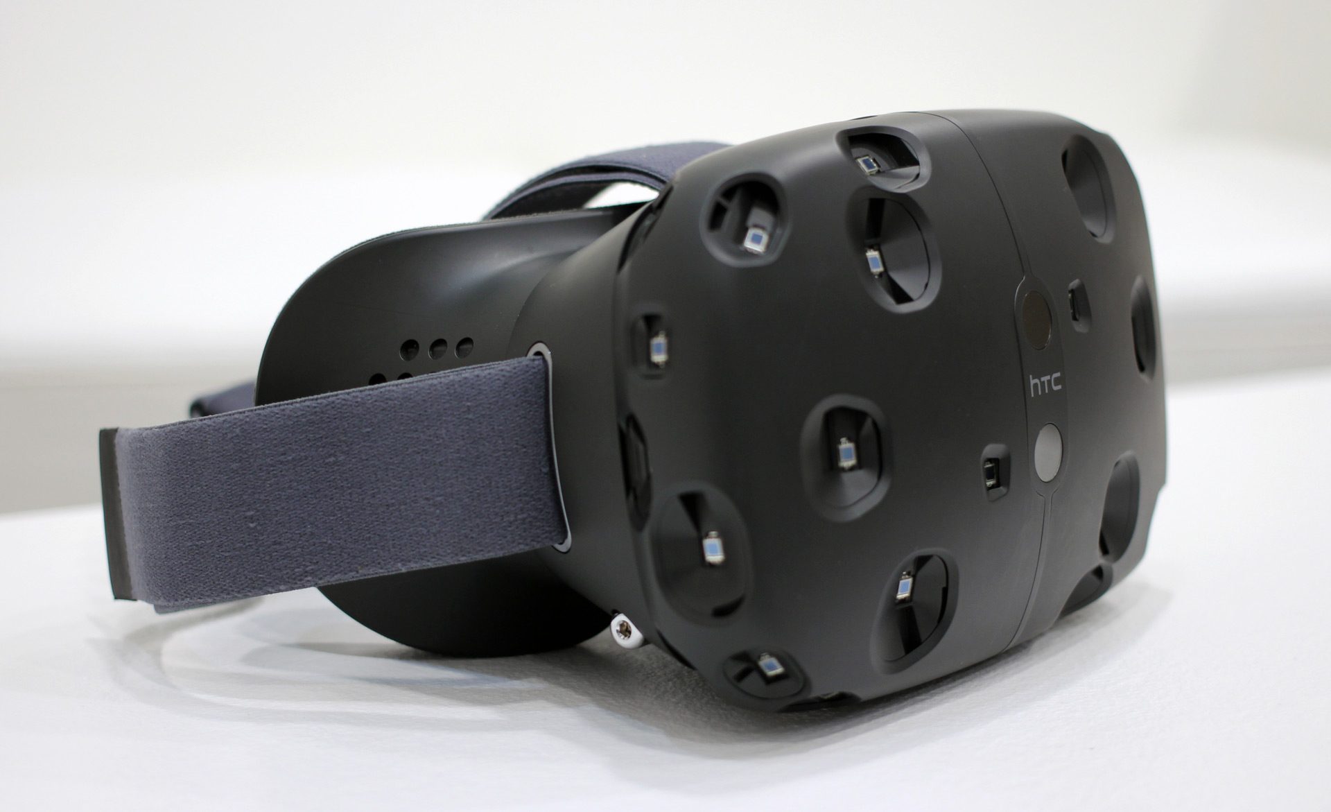 HTC Vive Support and "New Morpheus Features" Coming to Unreal Engine 4
