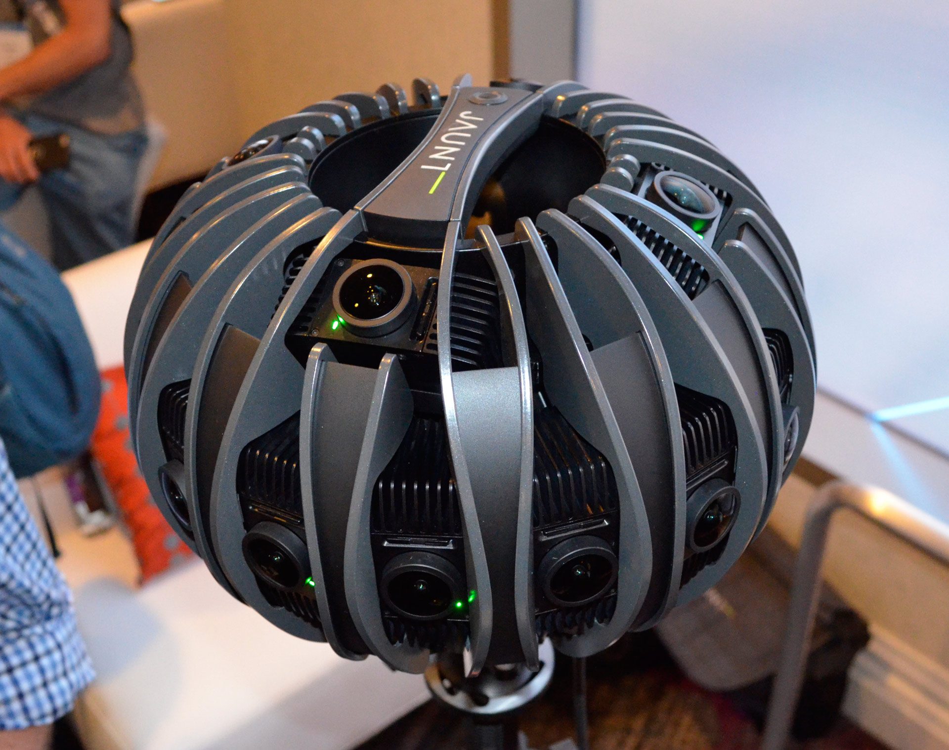 Light vr. Jaunt 2 камера. Камера виртуальной реальности. Jaunt VR. Камера для съемки 360.