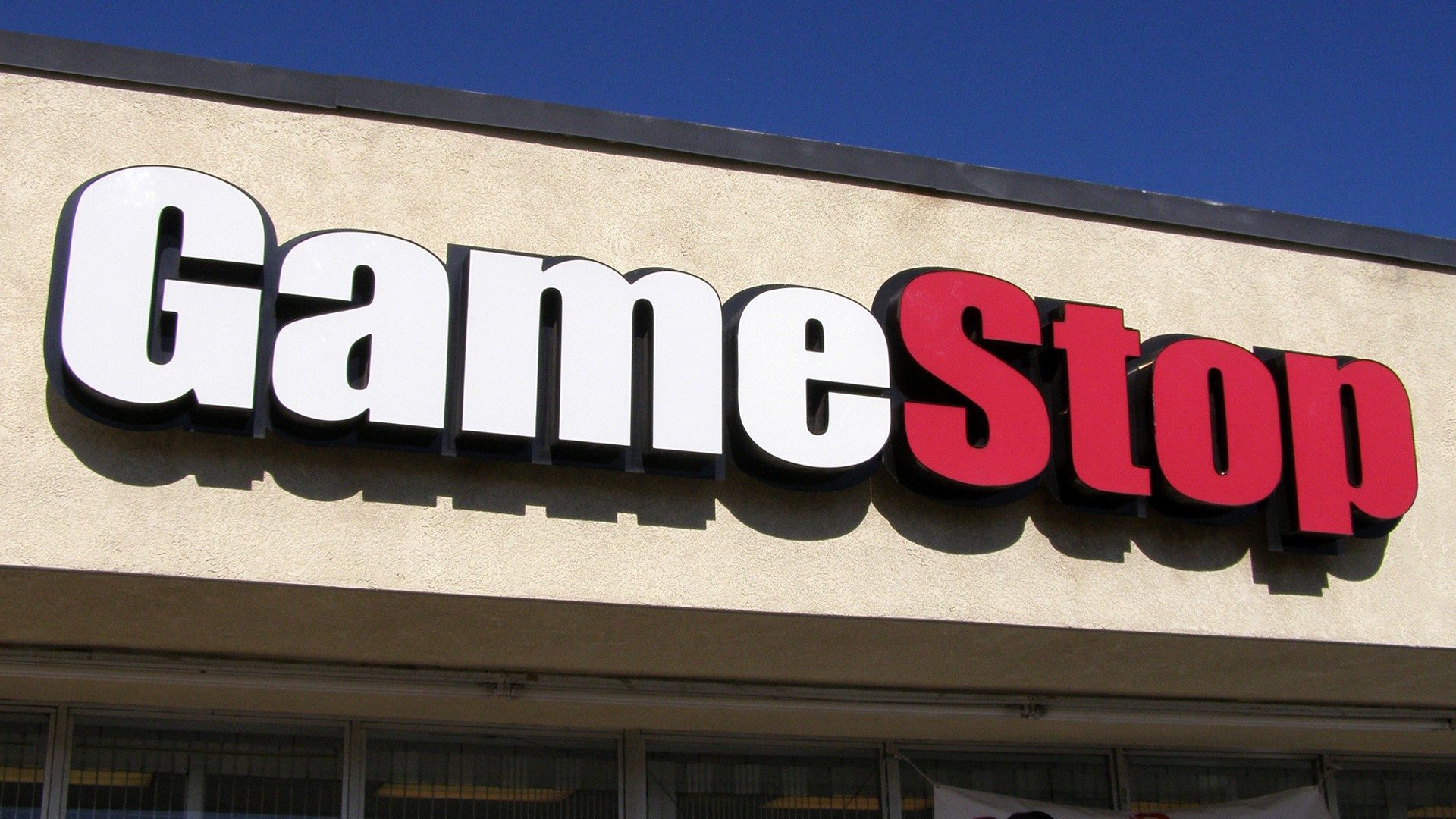 gamestop-ceo-bets-on-virtual-reality-we-re-going-to-be-the-destination