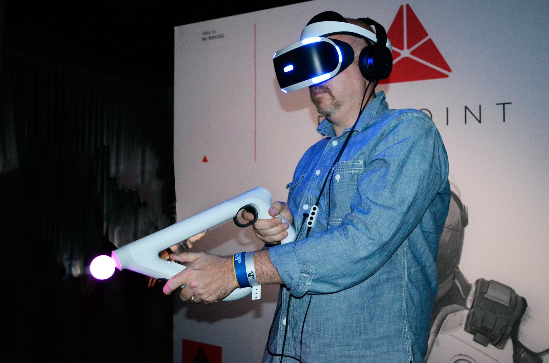 Hands-on: 'PSVR Aim' Controller Debuts with 'Farpoint' FPS