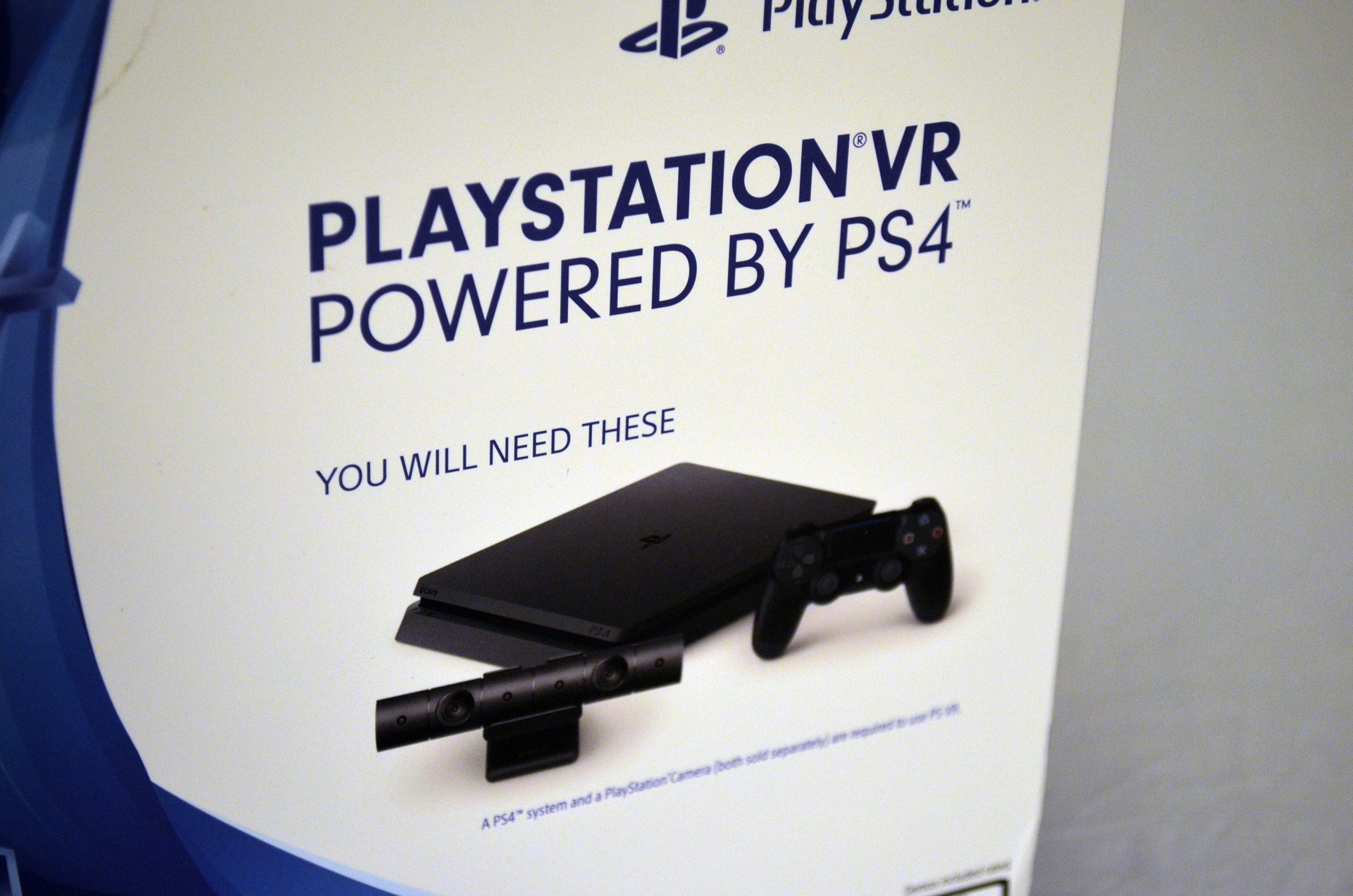 PlayStation 4 Camera Unboxed
