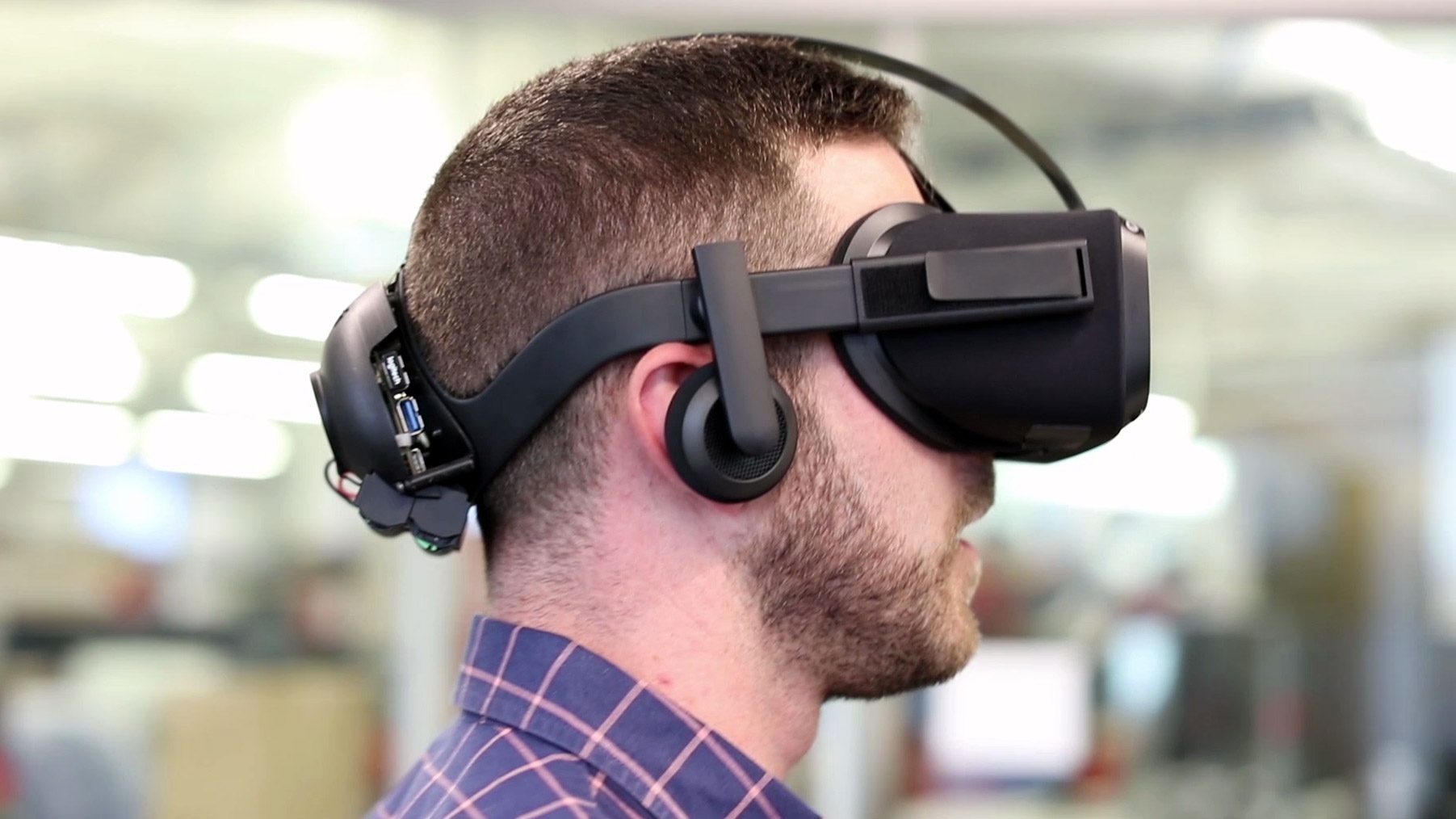 Oculus: Rift Won't Be Superseded by New Version 'at two years' – Road to