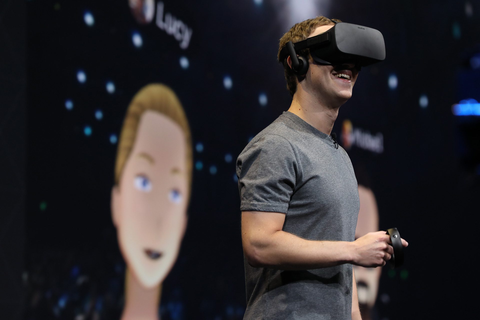 Facebook acquires virtual reality headset maker Oculus Rift for $2bn