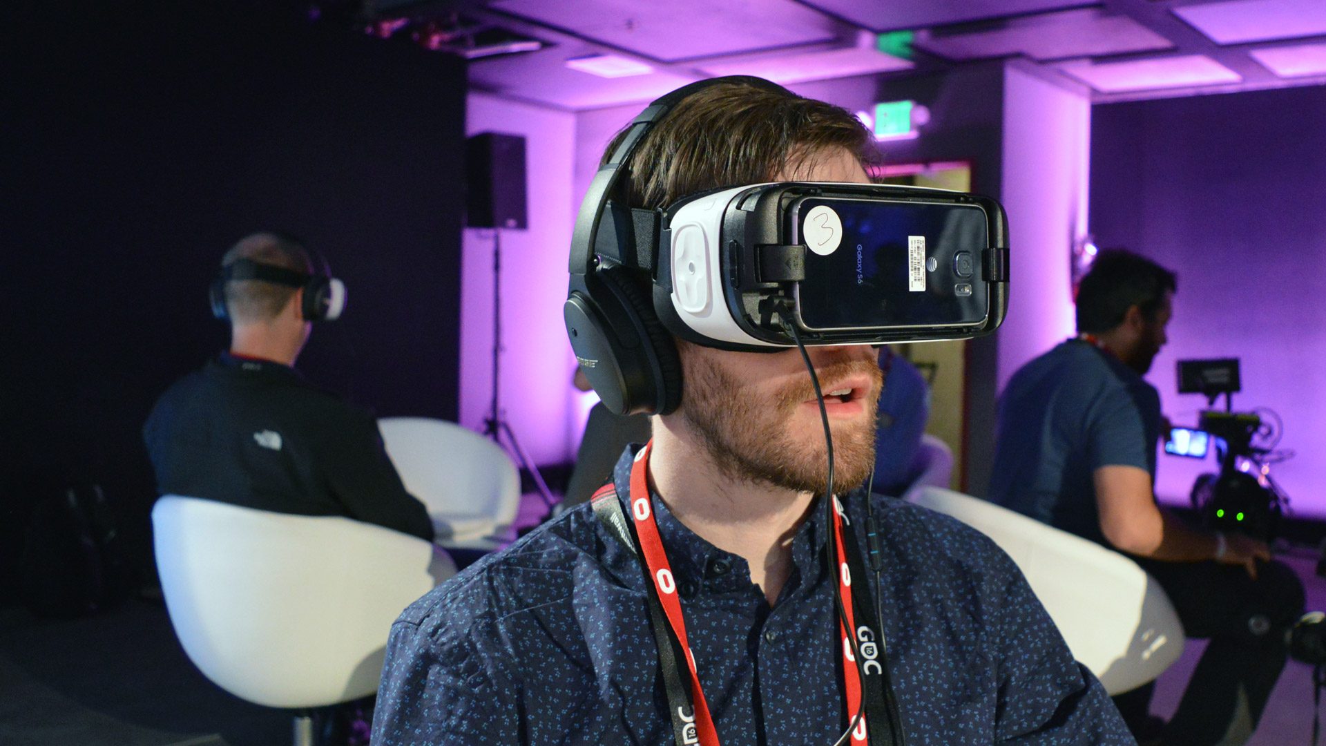 Oculus CTO Explains Why "Gear VR's days are numbered" 2