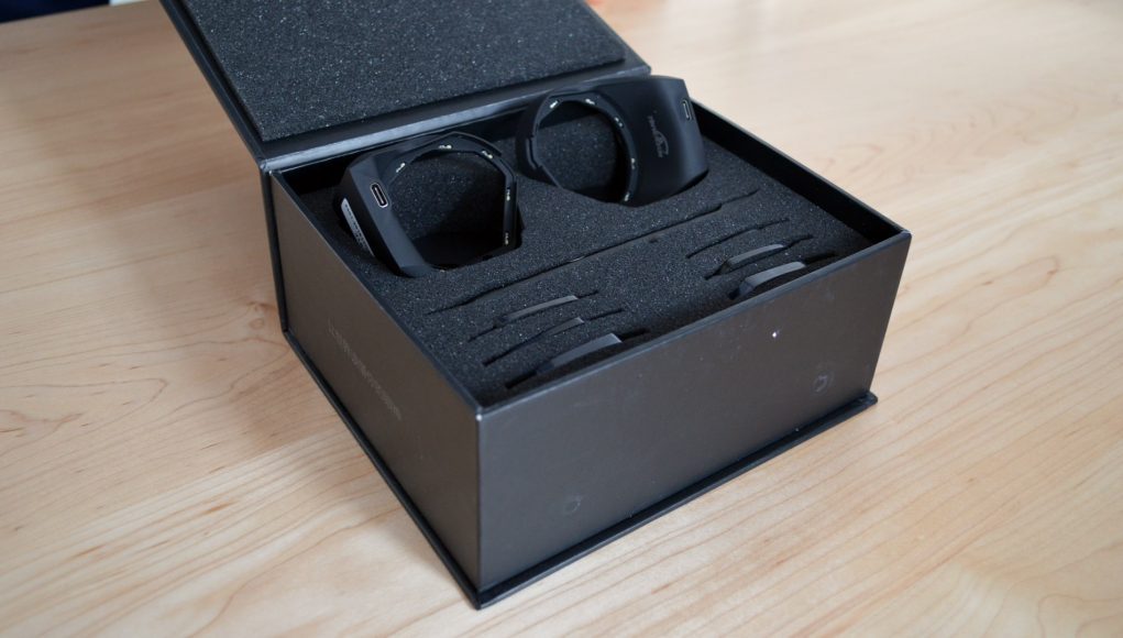 Vive to Get Eyetracking Addon with Optional Corrective Lenses Road