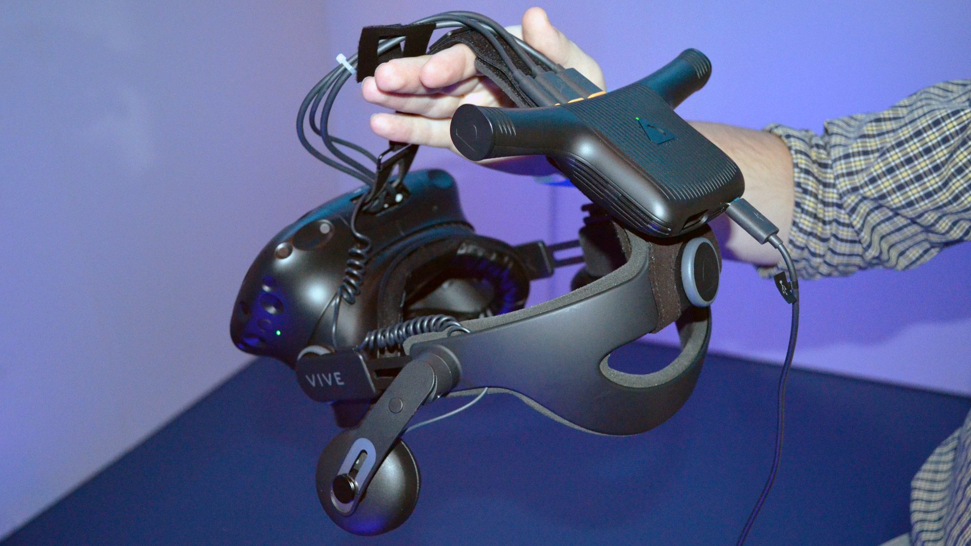 CES 2018: Vive Wireless Adapter Robust Connection Latency Too