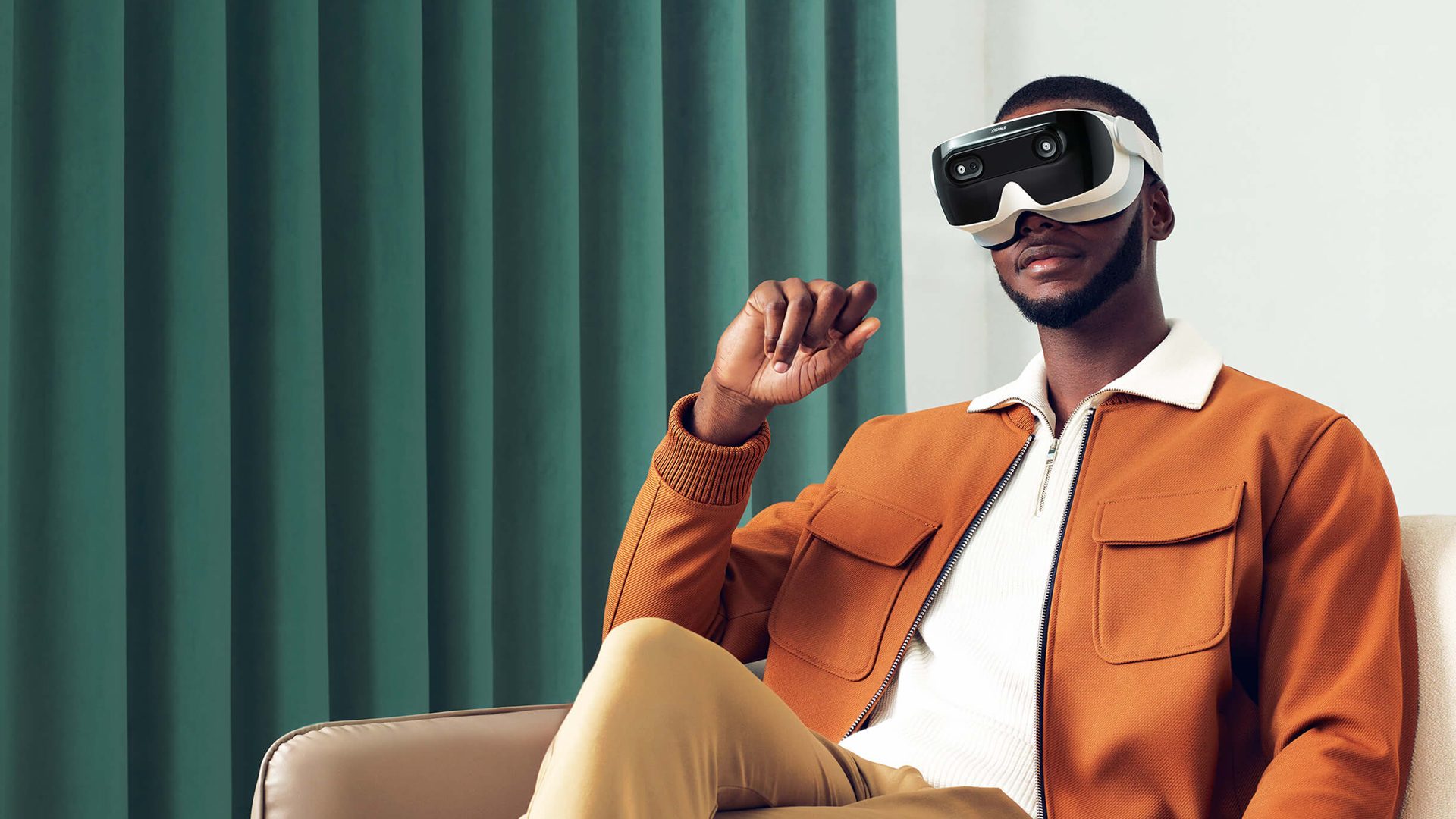 Former HTC CEO Unveils 5G-enabled VR Headset & Social VR Platform - Road to VR
