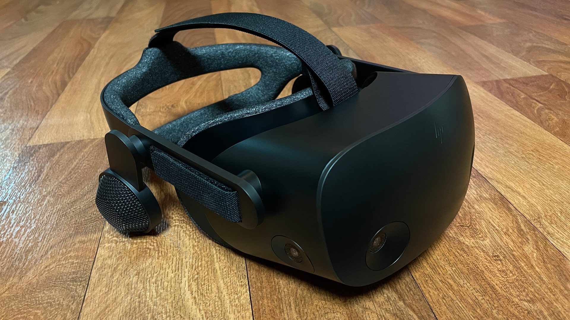 Reverb G2 VR Headset Tweaks Make a Solid Even Better