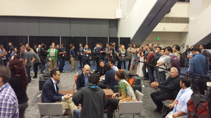 GDC attendees wait in line to try the latest Oculus dev kit.